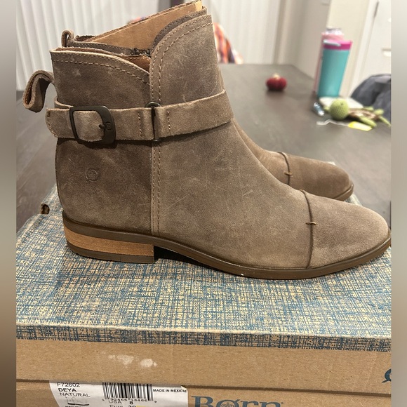 Born Shoes - NIB Born Deya Boots in Color Natural